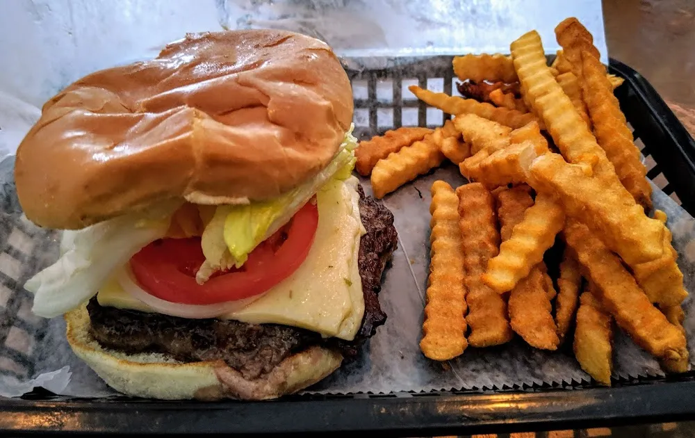 Tavern Cheeseburger